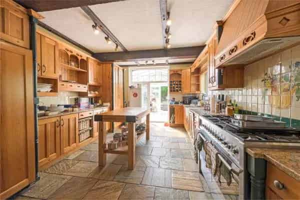 Family Home Woodbourne Avenue London Renovation Potential