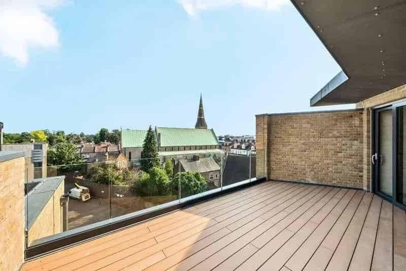 3 Bed Penthouse Apartment for Sale in Beckenham
