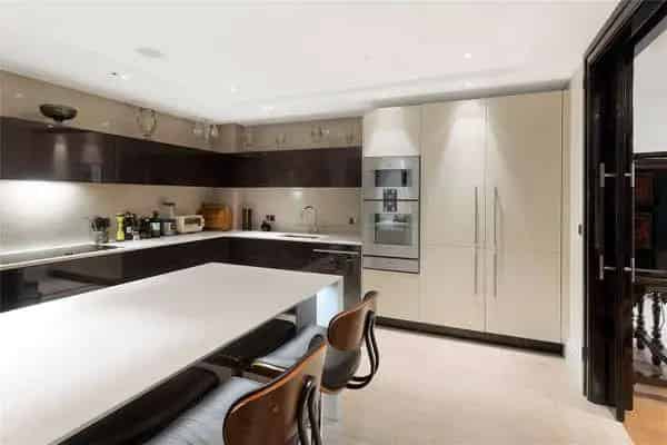 2 Bed Apartment Ebury Square London SW1W 9AH