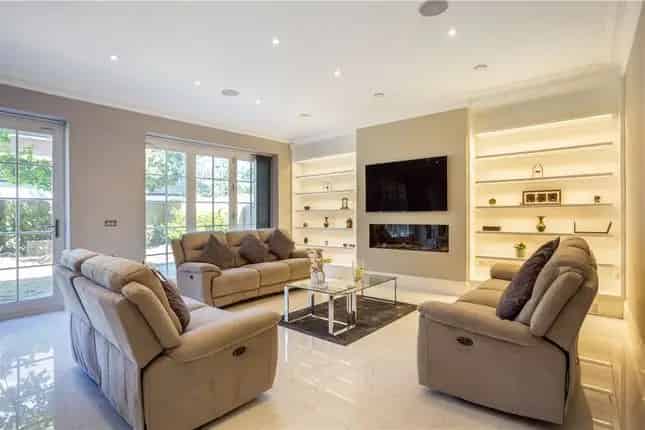 Luxury Detached House for Sale Coombe Hill Estate Kingston Upon Thames