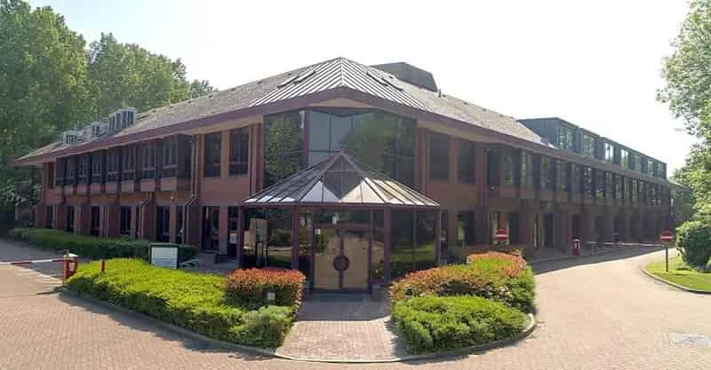 Office Premises with Ancillary Space To Let