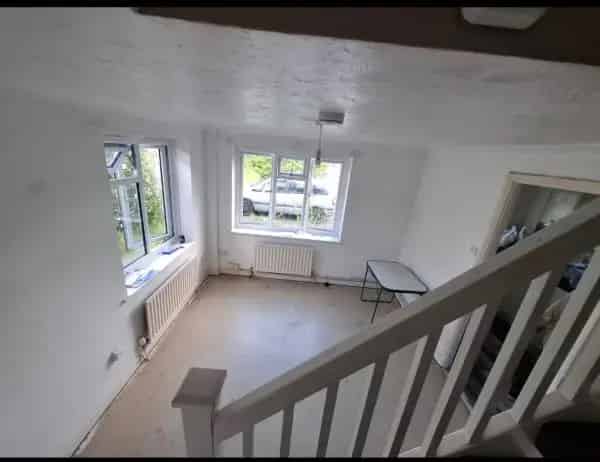1 Bed End Terrace House Near Schools and Parks