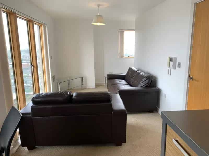 2 Bedroom Flat To Rent Available 01072025