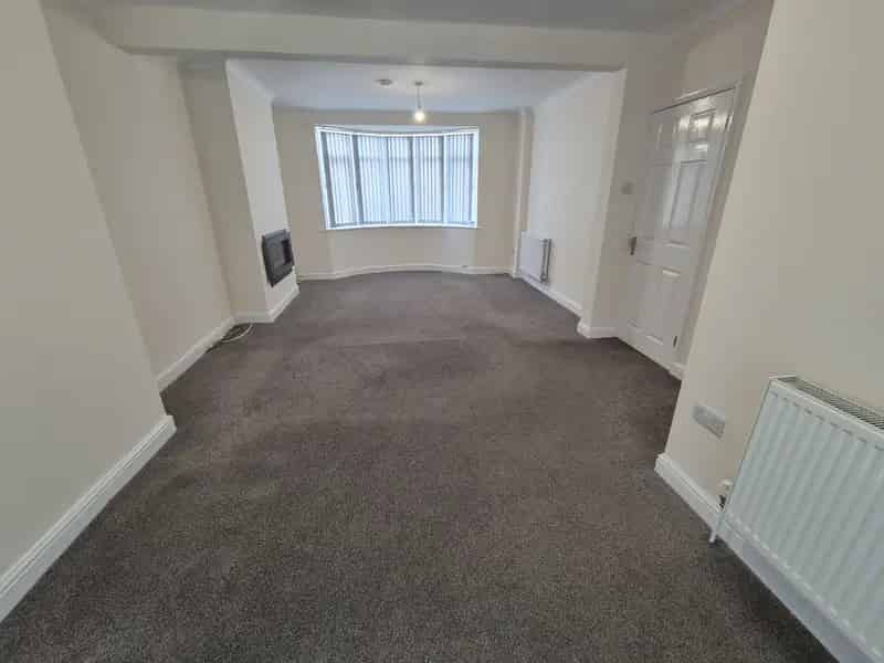 3 Bedroom Semi Detached House to Rent Kingsthorpe Northampton
