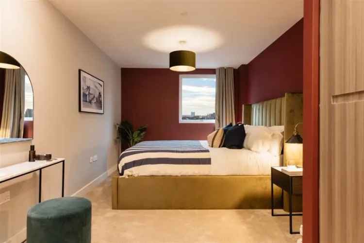Luxury City Apartment with Rooftop Terrace and Modern Amenities