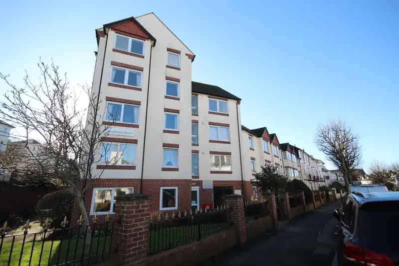 1 Bedroom Retirement Flat to Rent