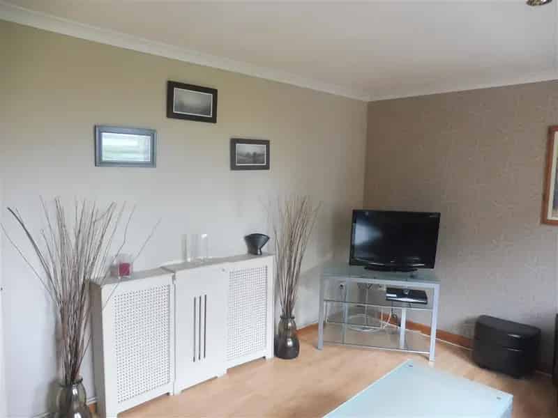 2 Bedroom Apartment Near Swansea Marina Zero Deposit Available