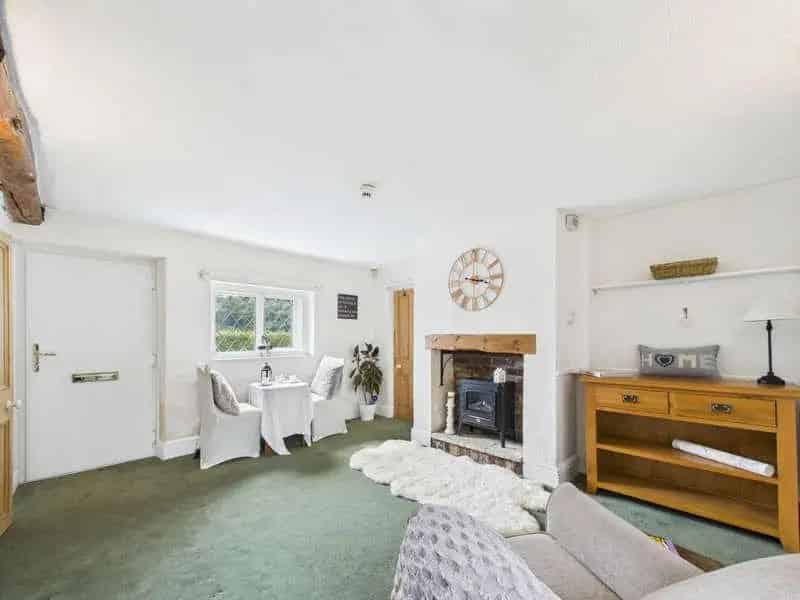 1 Bed Detached Bungalow For Sale
