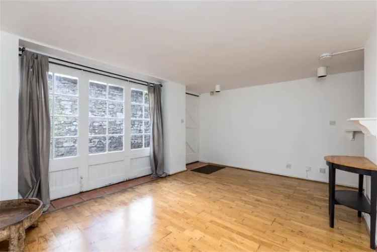 1 Bed Flat - Maindoor with 1 Reception Room