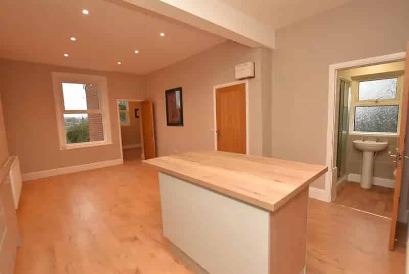 2 Bed Flat for Sale Modern Apartment Near City Centre