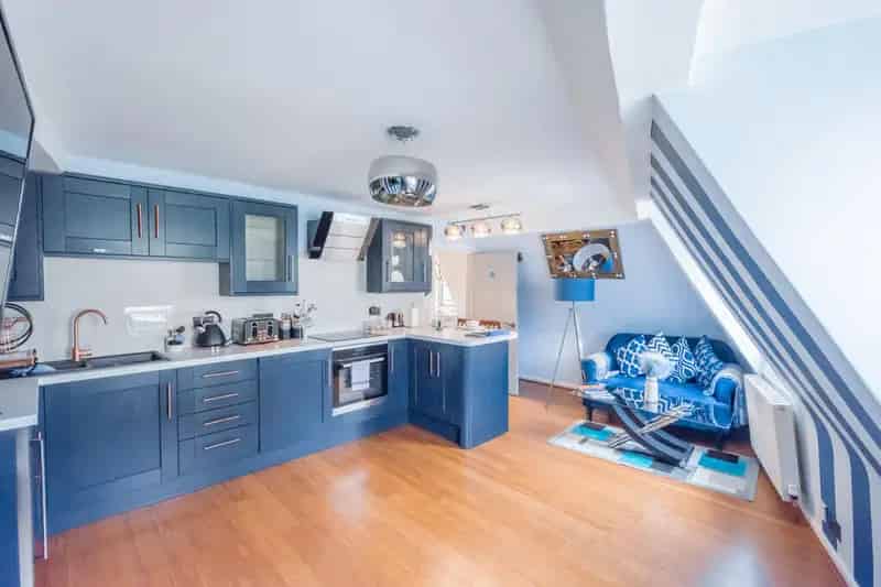 1 Bedroom Flat Available August 19th