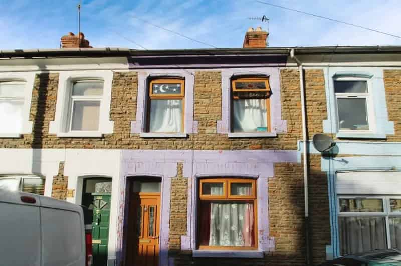 2 Bedroom Terraced House with Development Potential in Roath