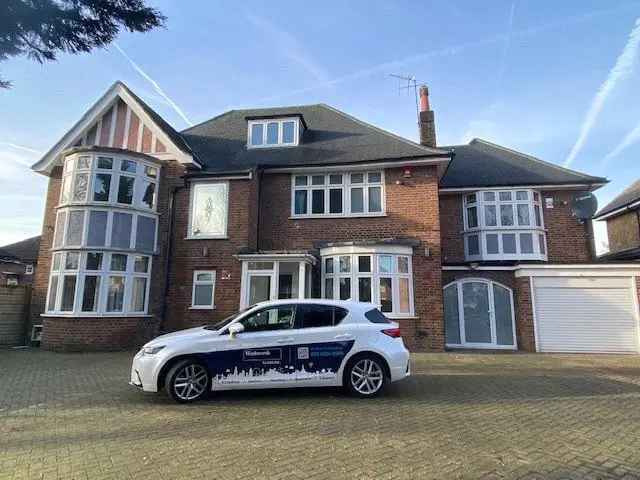 6 Bedroom Detached House Wembley