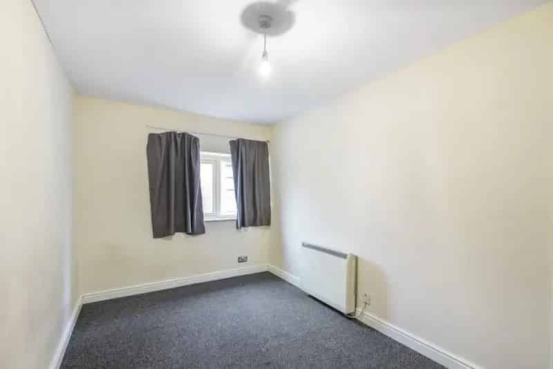 Two Bedroom Split Level Apartment with Parking Available July