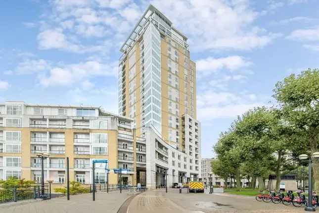 3 Bed River View Apartment Westferry Circus London E14