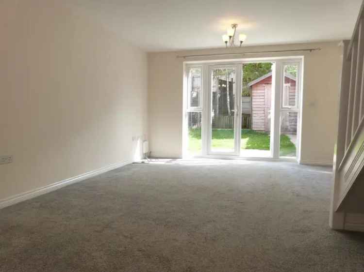 2 bedroom House
 To Rent