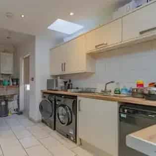 5 Bedroom Student Flat Near University of Birmingham