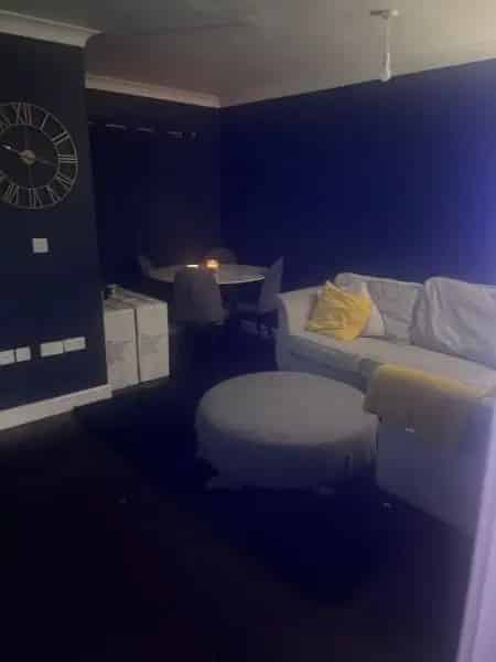 Two Bedroom House with Garden and Driveway