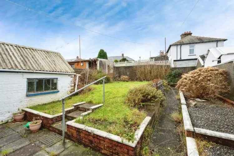 3 Bedroom Semi-Detached House for Sale in Neath