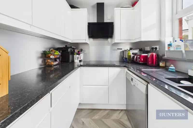 3 Bedroom House for Sale in Bassett Green