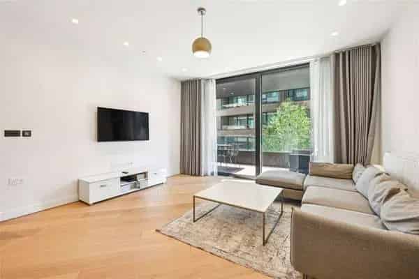2-Bed Apartment in Wood Crescent Television Centre W12
