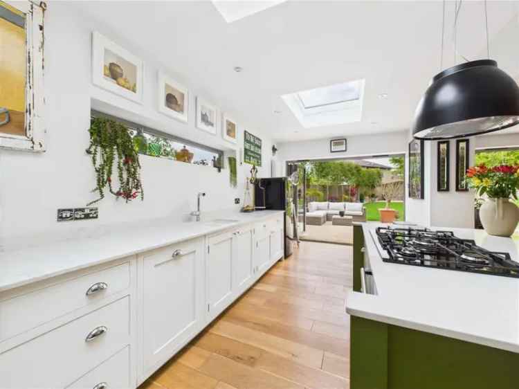 4 Bedroom Detached House for Sale in Combe Down