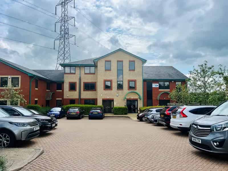 Modern Second Floor Offices to Let in Bell Business Park