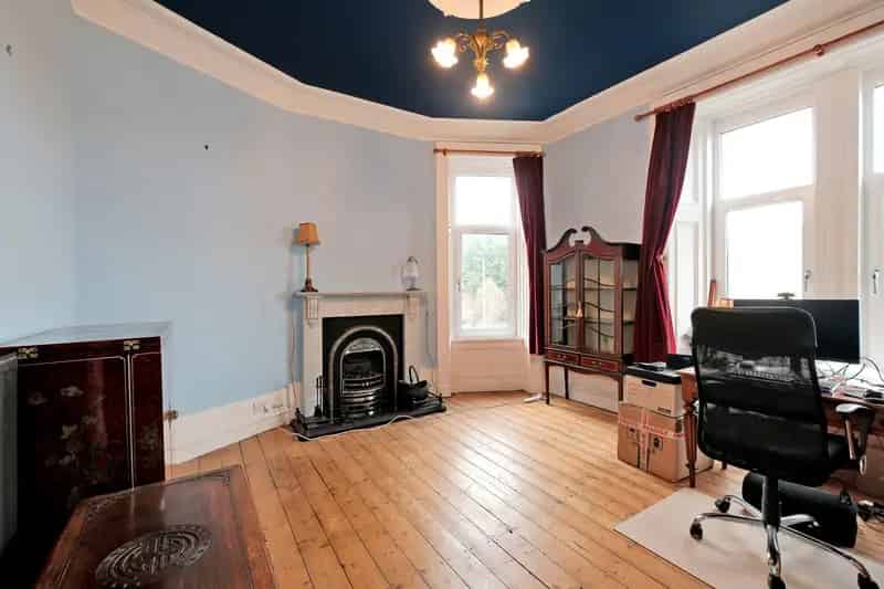 Spacious 3-Bedroom Flat Near Aberdeen University