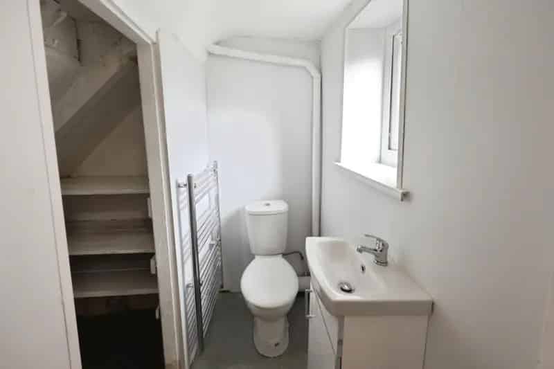 4 Bedroom House For Sale via Auction