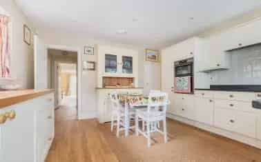 Pines Mews Property For Sale