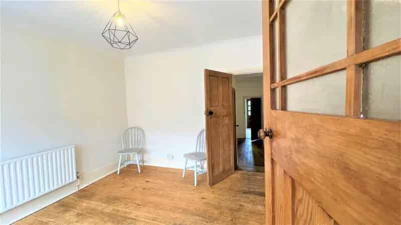 2 Bedroom Period House in Cotteridge