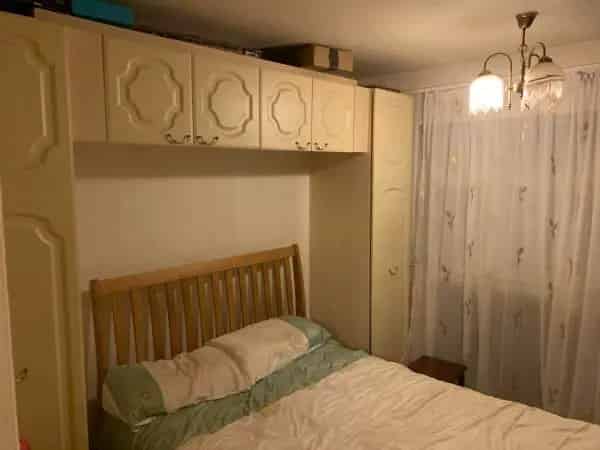 Spacious 3-Bedroom Apartment near Wanstead High Street