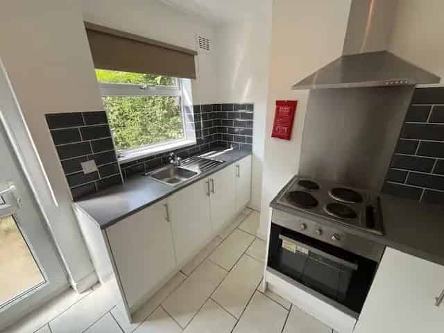 3 Bed House Lloyds Area Corby Fully Refurbished
