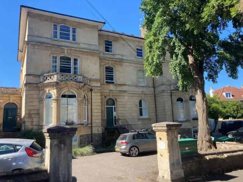 3 Bedroom Flat to Rent