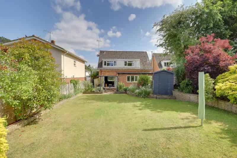 4 Bedroom Detached House to Rent Caversham Heights