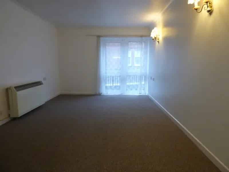 1 bedroom Flat
 To Rent