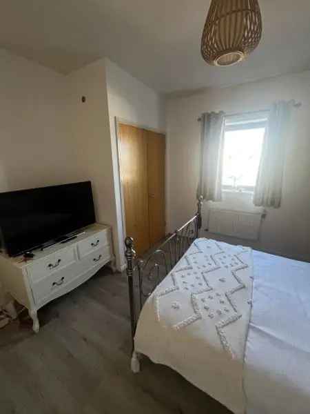 Flat For Rent in Birmingham, England