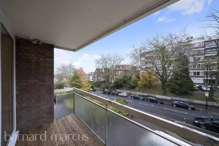 Highgate 3 Bedroom Apartment - Newly Refurbished - Zero Deposit Option