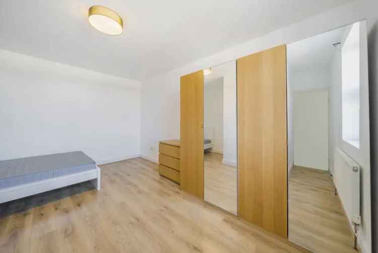 One Bedroom Apartment Near Station Two Balconies