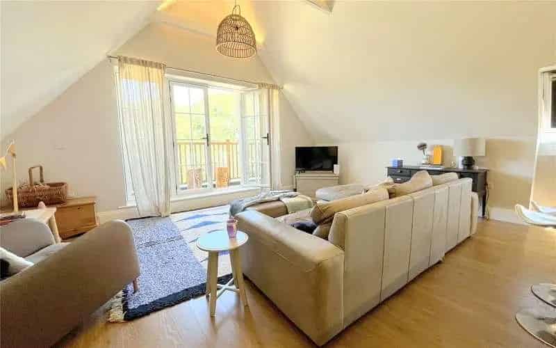 3 Bed Penthouse Apartment for Sale