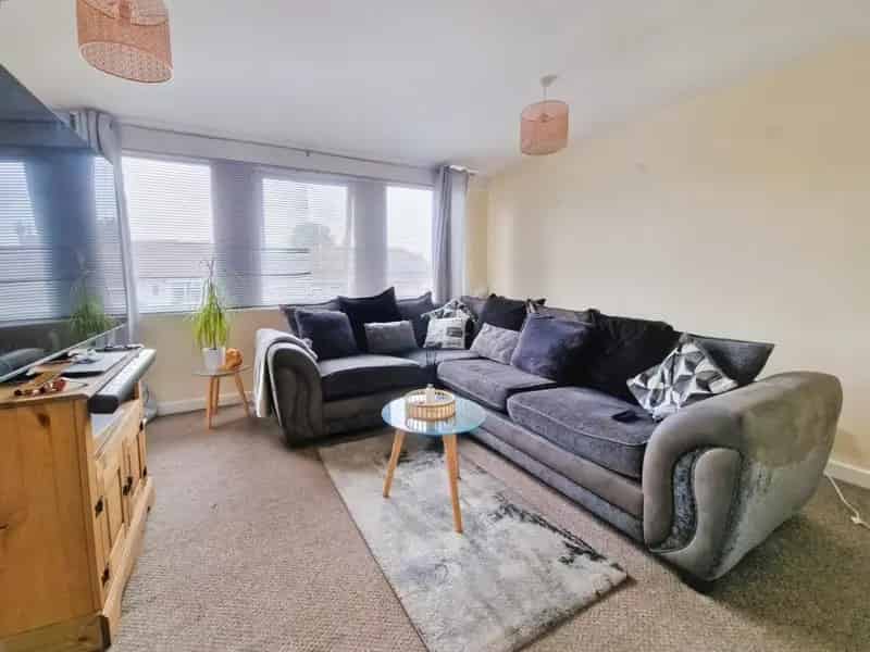 2 Bedroom Maisonette Bishopsworth BS13 To Let