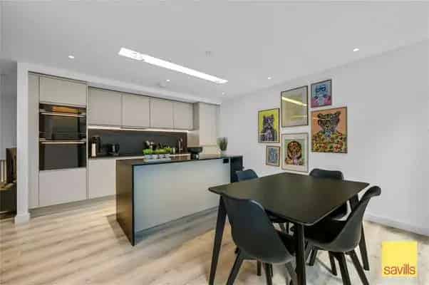 Luxury 2-Bed Apartment near London Bridge