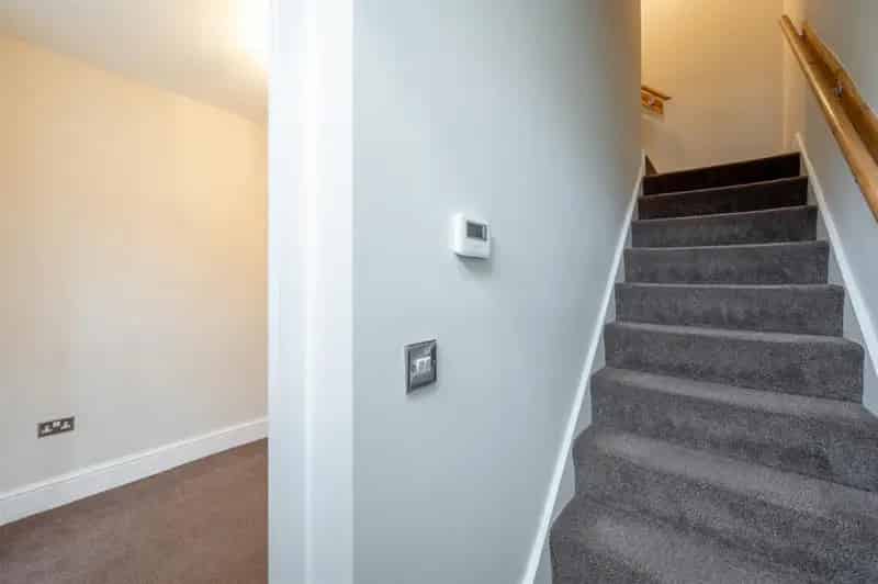 4 Bedroom House Harborne Village 1350sqft Gated Driveway 2 En-Suites