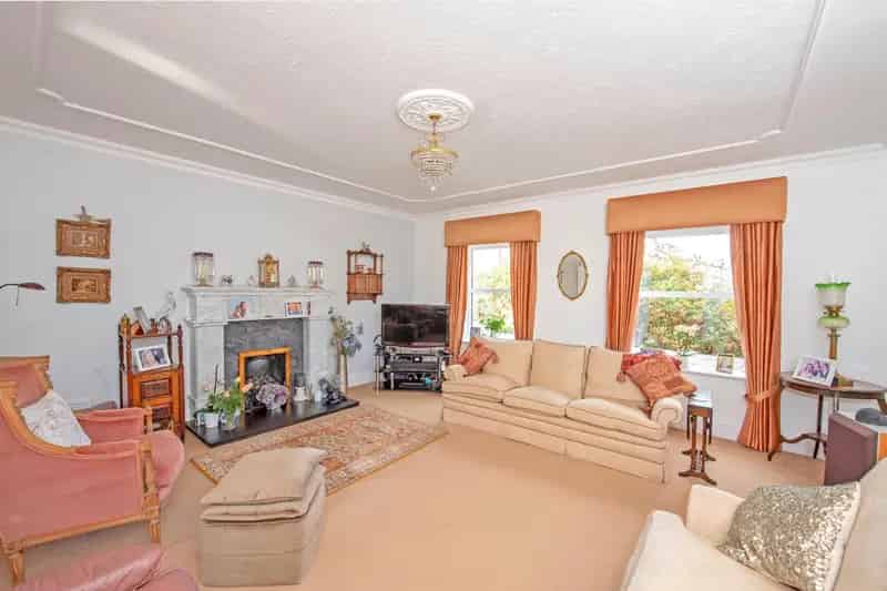 4 Bedroom Detached House for Sale in Sketty Swansea