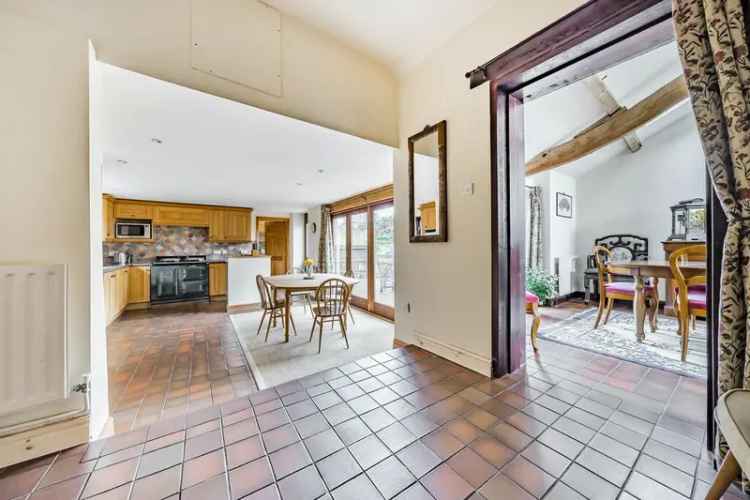 Pond Farm Swanton Morley Delightful Family Home