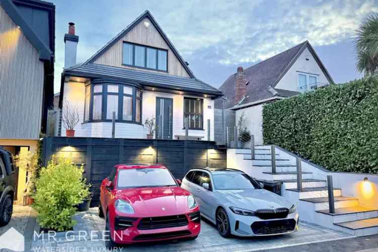 3 Bedroom Detached House for Sale Near River