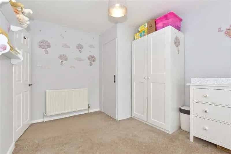 3 Bed Semi-Detached House for Sale
