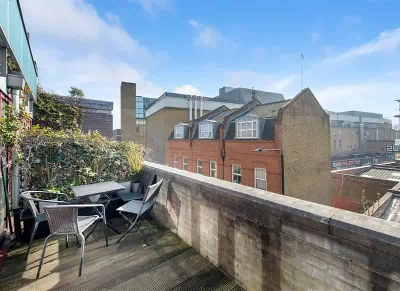 Two Bedroom Apartment Shoreditch Modern Open Plan Kitchen En Suite