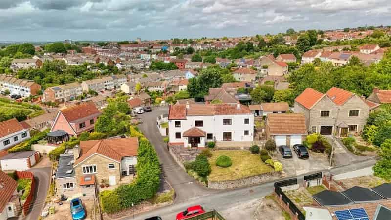 4 Bedroom Detached House with Panoramic Views