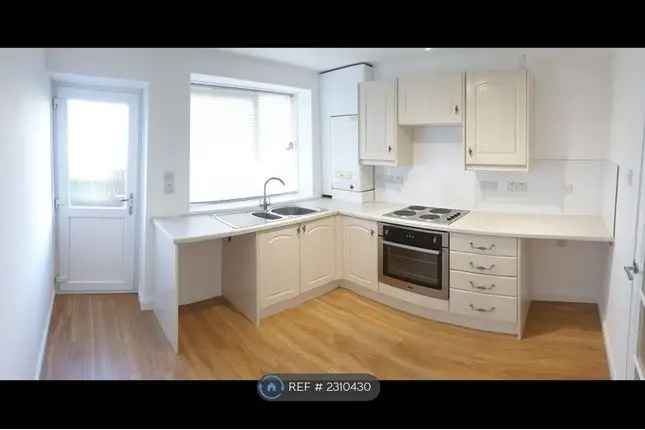 Flat to rent in Sandaig Road, Glasgow G33